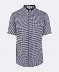 Shirt printed with black and white houndstooth