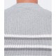 Pull avec des rayures