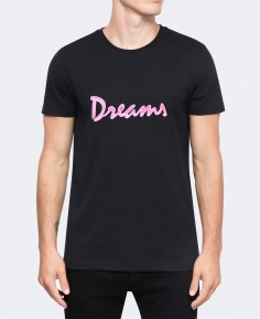 T-shirt with "Dreams" patch
