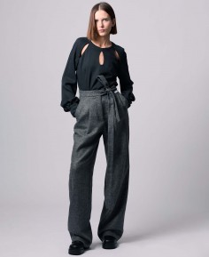 OVERSIZED WOOL PANTS